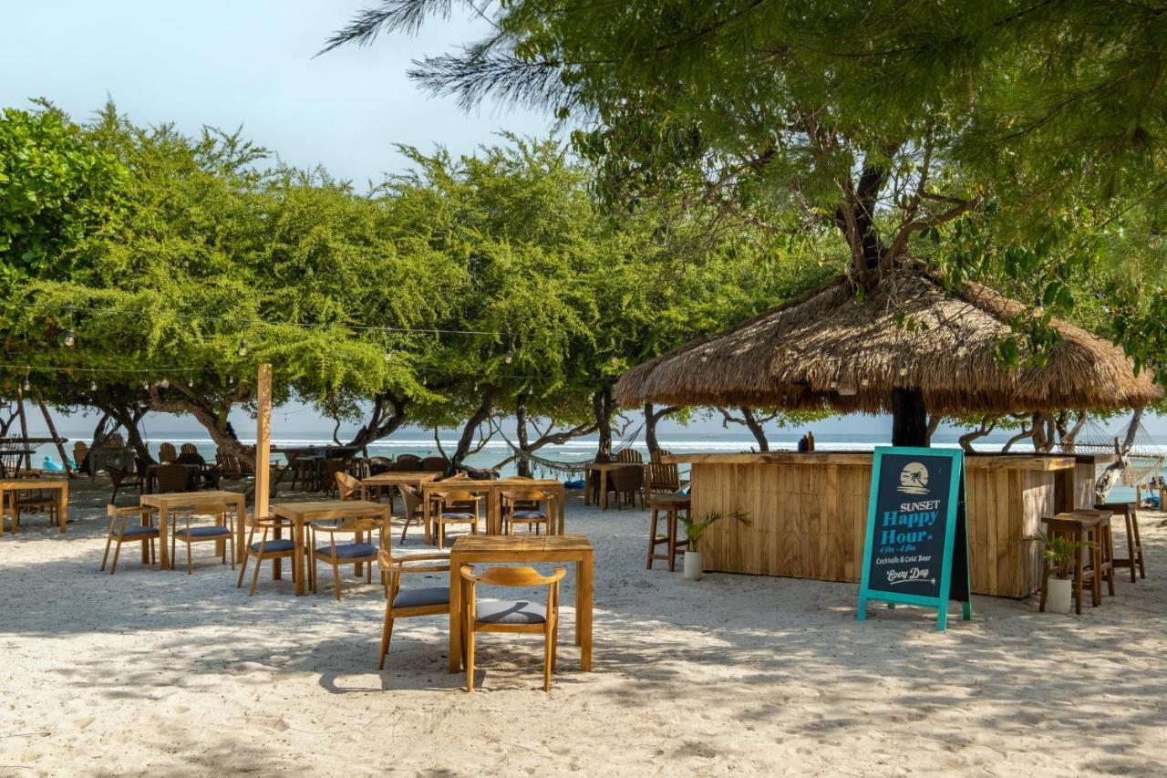 Gili Teak Beach Front Resort Gili Trawangan Exterior foto