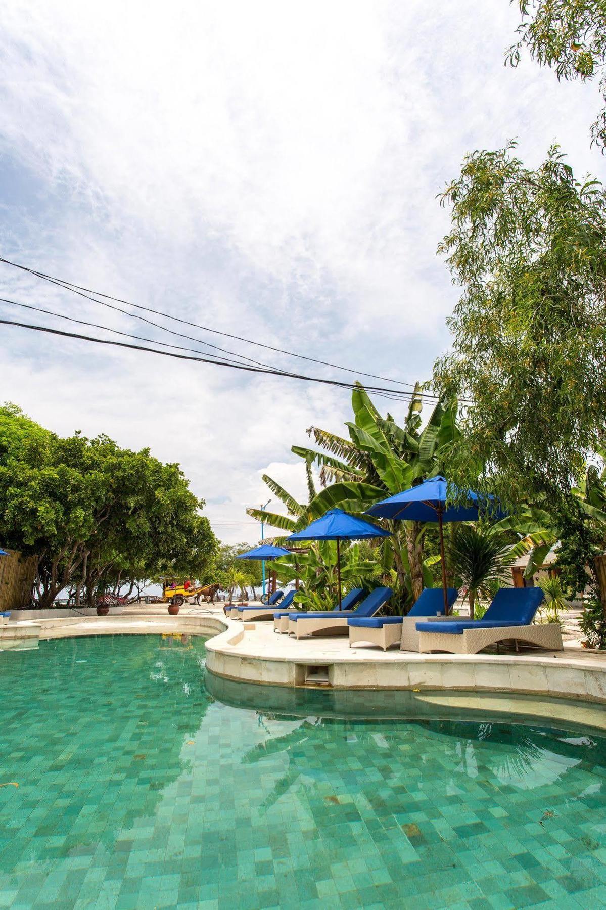 Gili Teak Beach Front Resort Gili Trawangan Exterior foto