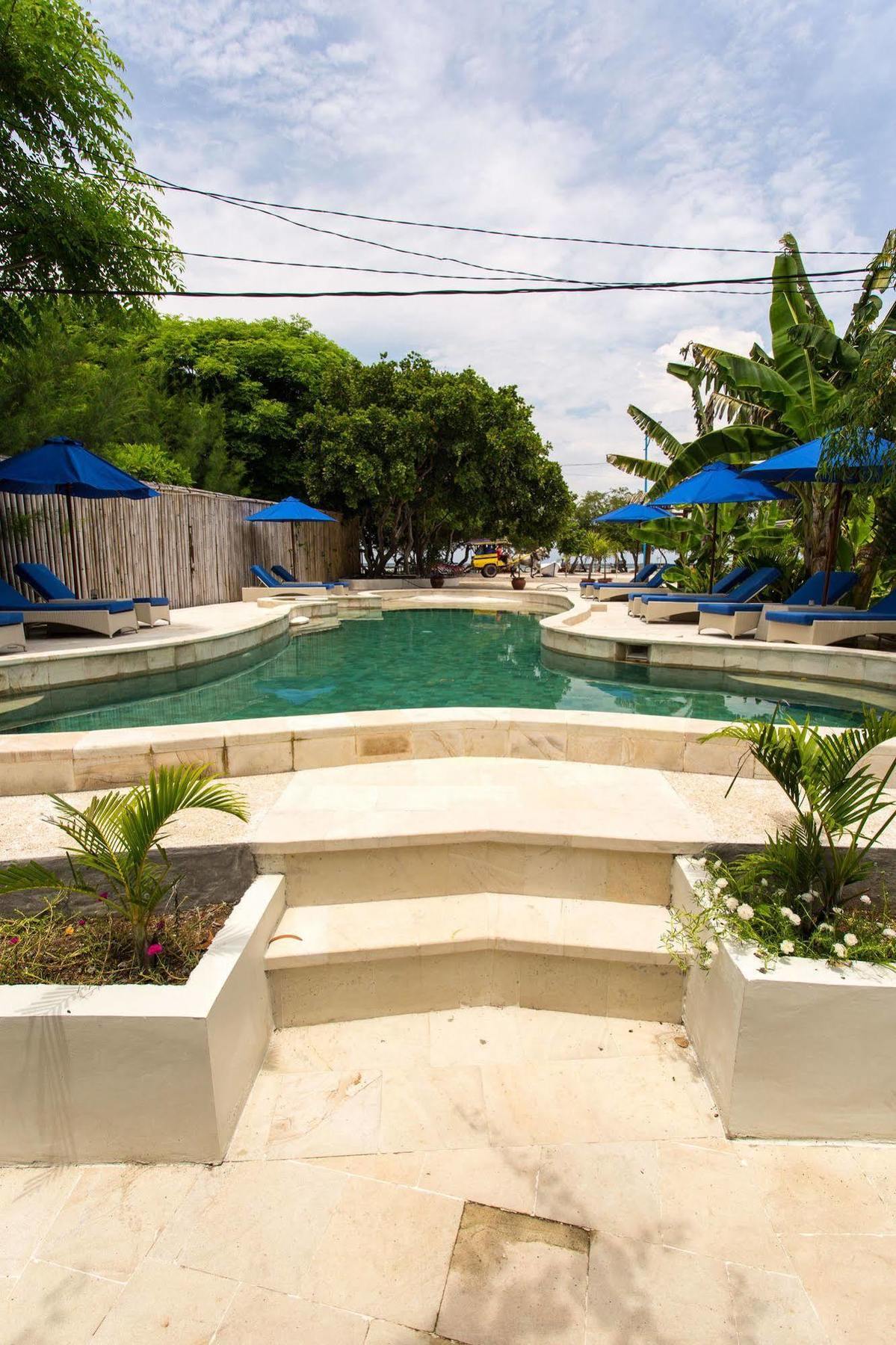 Gili Teak Beach Front Resort Gili Trawangan Exterior foto